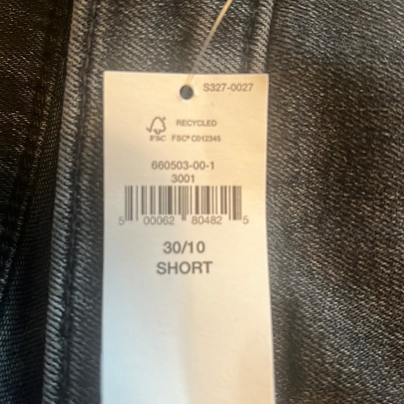 NWT Gap Jeans - Picture 2 of 5
